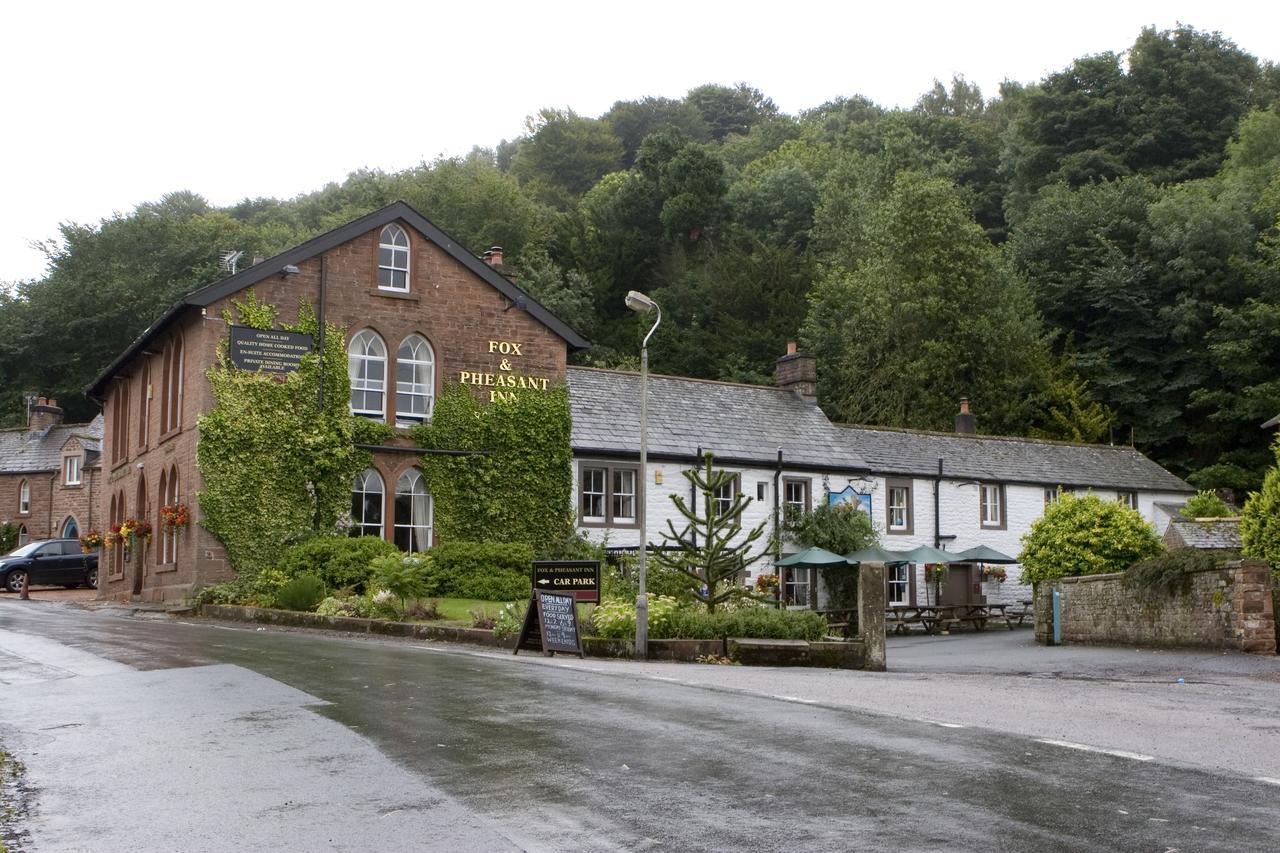 Fox And Pheasant Inn Armathwaite Eksteriør billede